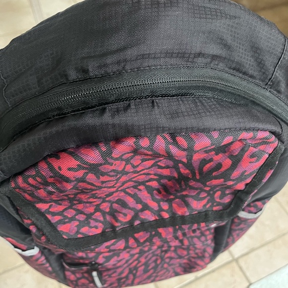 $5 SALE Basketball backpack. Rose, black, & purple print.  EUC - Picture 8 of 9